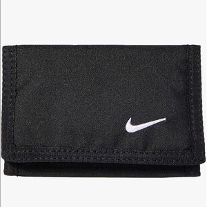 Nike | Basic Wallet